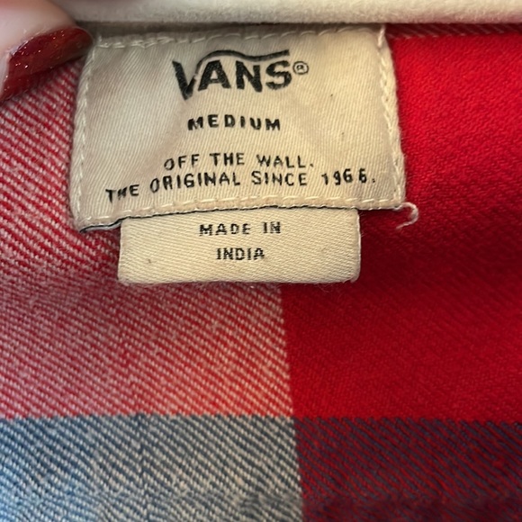 Vans Plaid Button-up Flannel - Size M - Picture 3 of 5